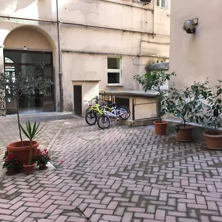 Ann Bed & Breakfast 3*